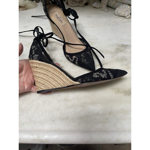 VALENTINO GARAVANI Black Lace Ankle Bow Straps Pointy Toe Espadrilles 38 unique - Picture 11 of 13